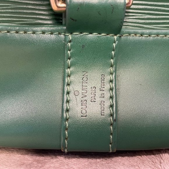 Louis Vuitton Randonnee PM Epi Borneo Green - Picture 3 of 16